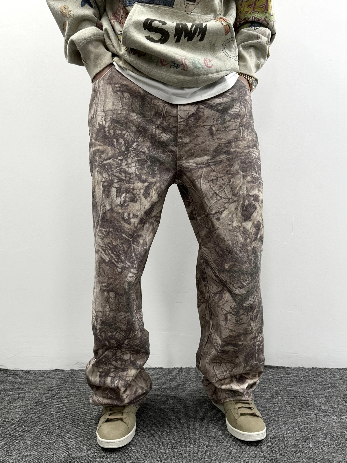 Yao888 Leaf Camouflage Graphics Print Vintage Retro Straight Leg Oversize Loose Washed Old Retro Streetwear Long Pants For Men 3