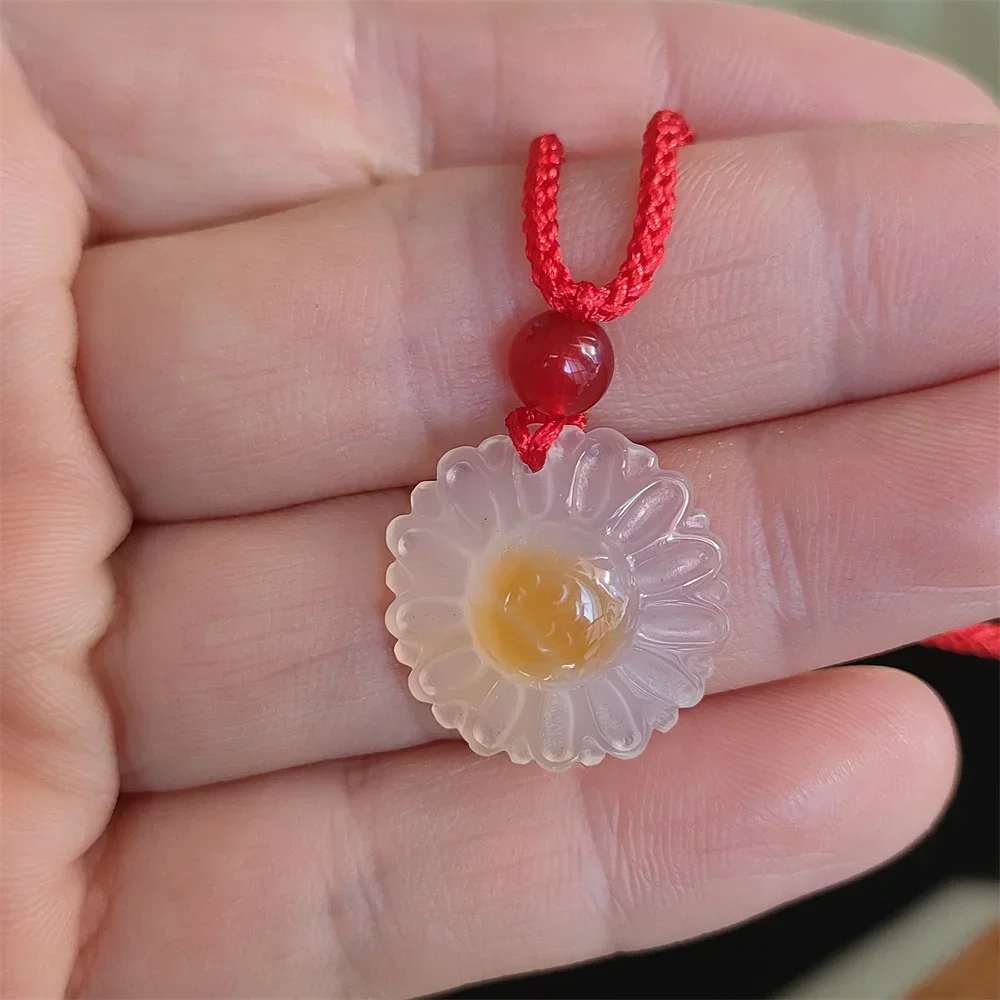 

Natural high ice chalcedony, agate, beautiful color, small daisy pendant necklace, handcrafted