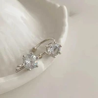Boucles d'oreilles élégantes en zircon brillant, clips d'oreilles réglables sans perçage pour femmes, à porter au quotidien, pour les fêtes, les banquets, bijoux cadeaux, nouvelle mode 5