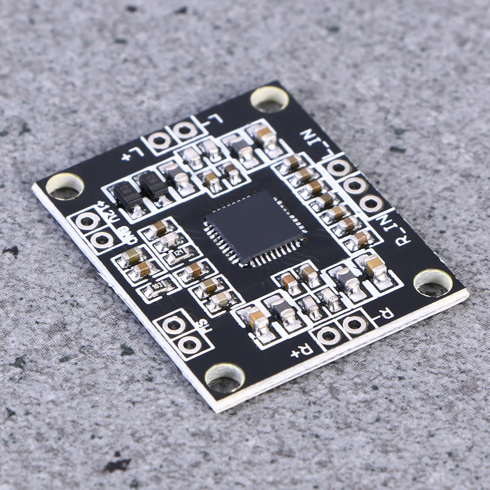 Pam8610 듀얼 채널 10W 스테레오 전력 증폭기 보드 31x25x25mm Dc 6-15V 4-8용 고효율 디지털 오디오 증폭기 모듈