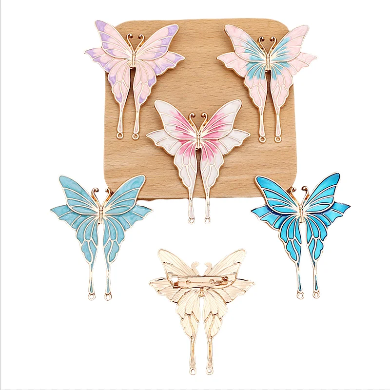 Broche en fausse perle moderniste torsadée ton or vintage - France