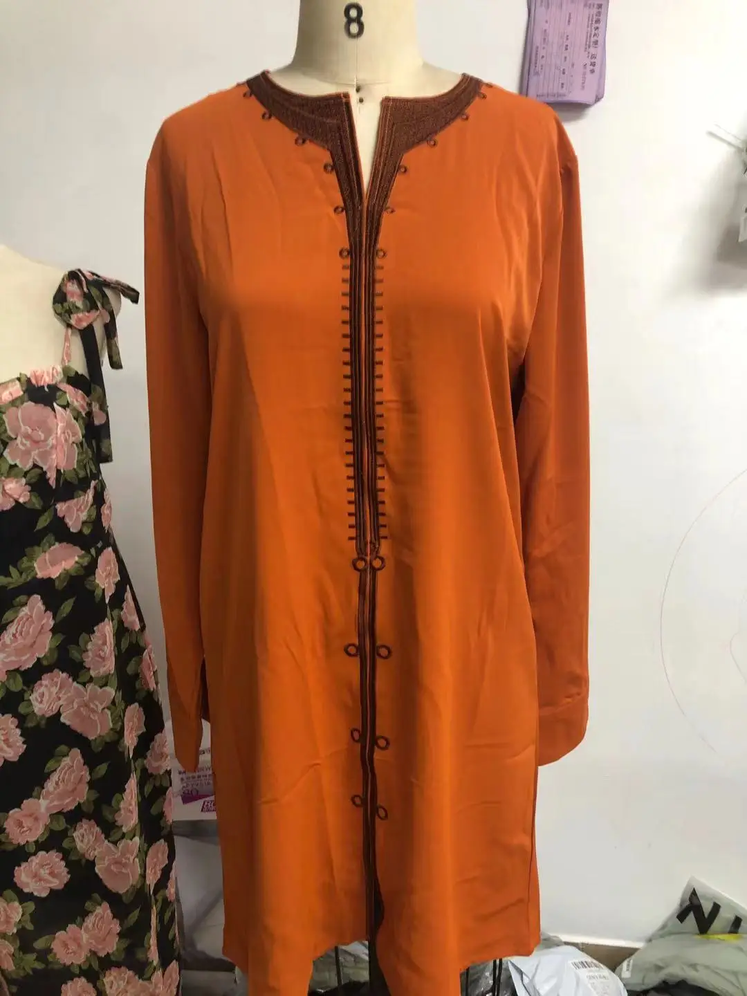 Muslim Fashion Embroidered Robe Men Long Ethnic Style Long Sleeve Set Qamis Homme Musulman Pakistan Kaftan Ropa Islamica Hombre