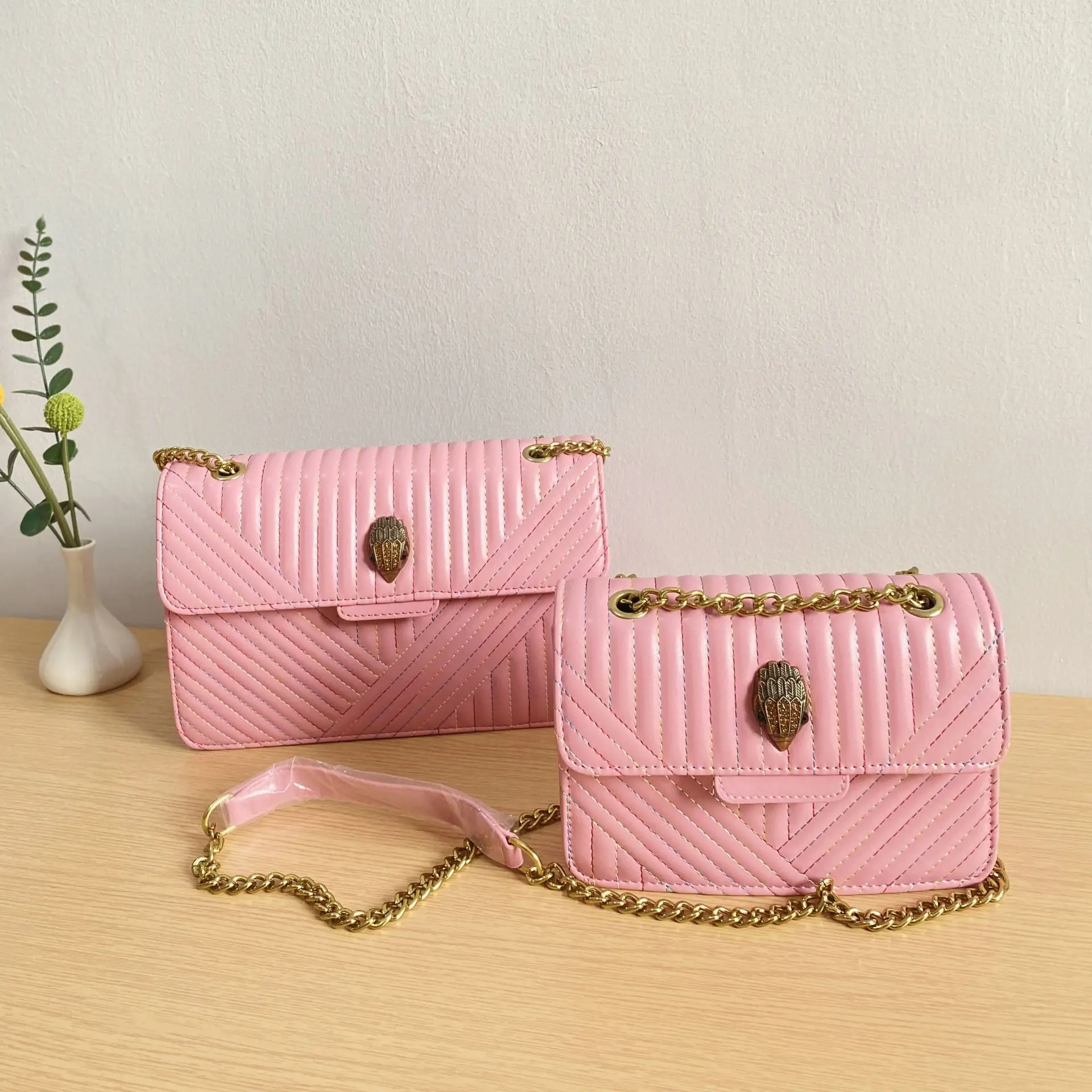 BALLERINA PINK AND GOLD-TONE METAL CLASSIC SHOULDER BAG, CHANEL, A  Collection of a Lifetime: Chanel Online, Jewellery