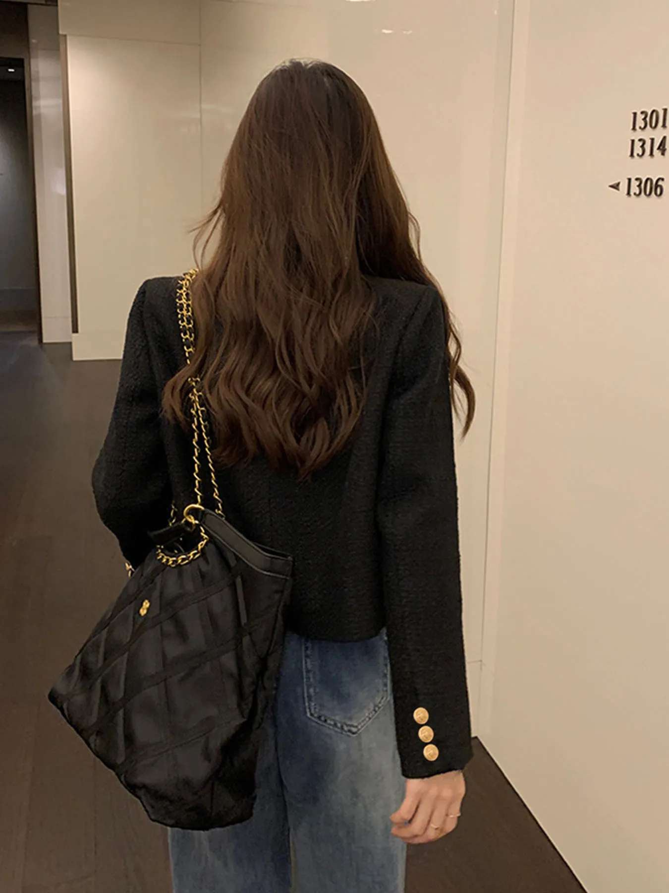 รูปสินค้า เสื้อโค้ทผ้าทวีดขนสัตว์ฝรั่งเศส แฟชั่นระดับไฮเอนด์ กระดุมทอง สไตล์สั้นเข้ารูป ดูดีมีระดับ สำหรับฤดูใบไม้ผลิและฤดูใบไม้ร่วง เสื้อโค้ทสไตล์เกาหลีสำหรับผู้หญิง รุ่นใหม่