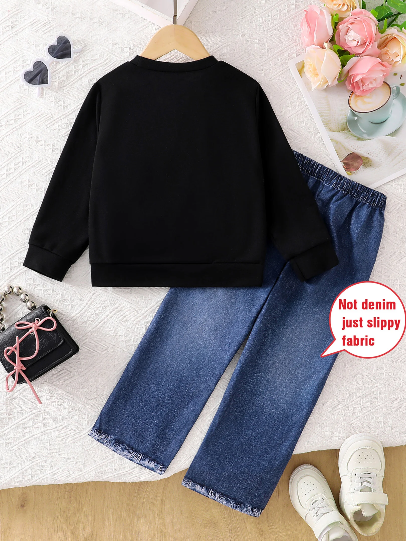 مجموعة مكونة من قطعتين من ملابس الربيع والخريف البسيطة والعصرية للفتيات: ملابس خارجية أنيقة وعقدة على شكل حرف إنجليزي ورقبة دائرية وأكمام طويلة + سراويل من قماش الدنيم الصناعي بطباعة في الهواء الطلق، ملابس كاجوال أنيقة وشبابية للفتيات