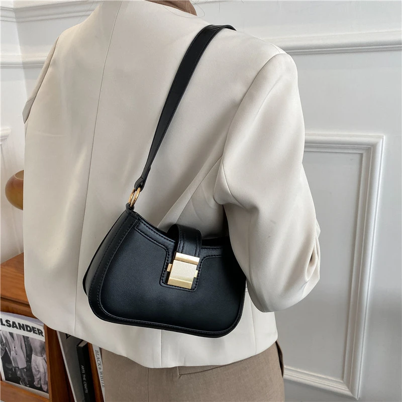 Effen Kleur Pu Lederen Schoudertassen Voor Vrouwen 2023 Hit Lock Handtassen  Kleine Reizen Messenger Handtas Dames Mode Luxe nieuwe| | - AliExpress kleine handtas dames