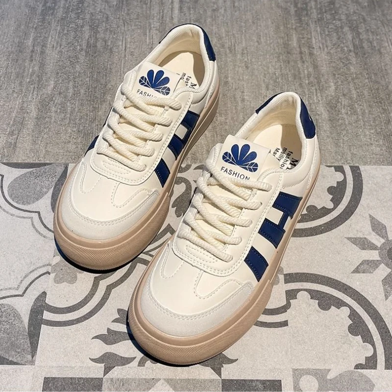 Women's Vulcanize Shoes Design Round Toe Lace Up Sports Casual Women's Sneaker Shoes Comfortable flat shoes zapatos de mujer 6