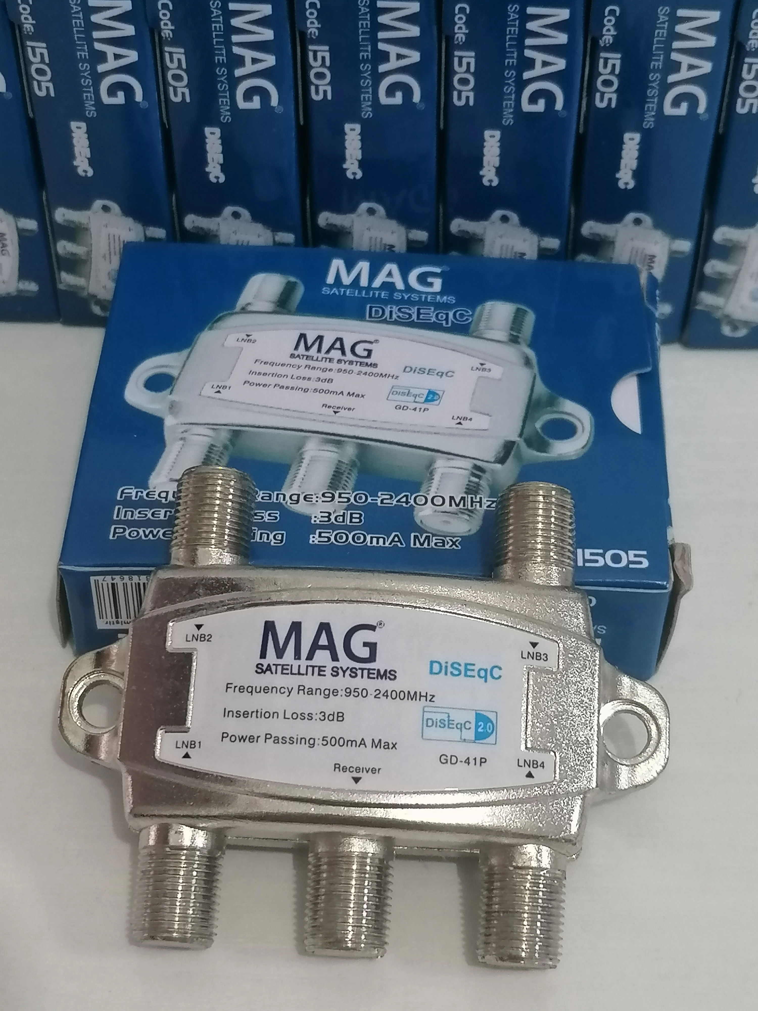  MAG41P ǰ DiSEqC ġ,  ű FTA TV LNB ġ, 4 in 1
