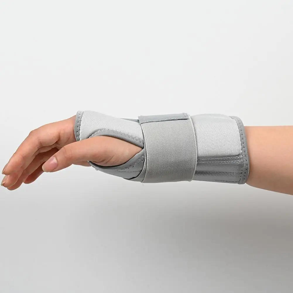 

Sports Wristband Wrist Hand Brace Adjustable Wrist Brace for Tendonitis Arthritis Relief Sweat Absorption Breathable for Men