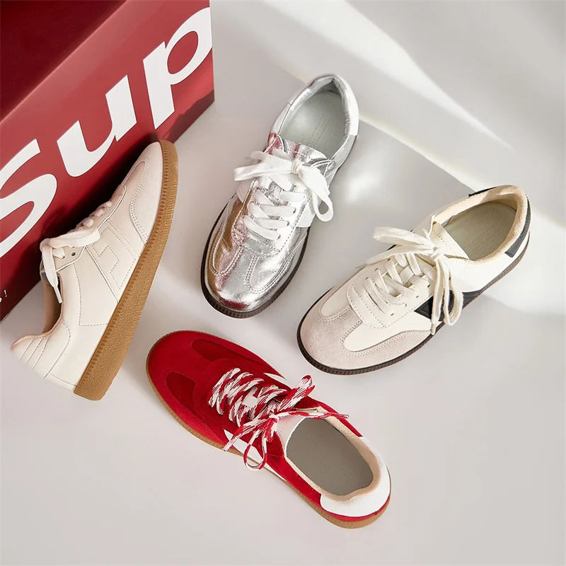 

Women 2024 New Styles Retro Round Toe Lace-up Fashion Versatile Sneakers Comfortable Leather Casual Flats Skateboard