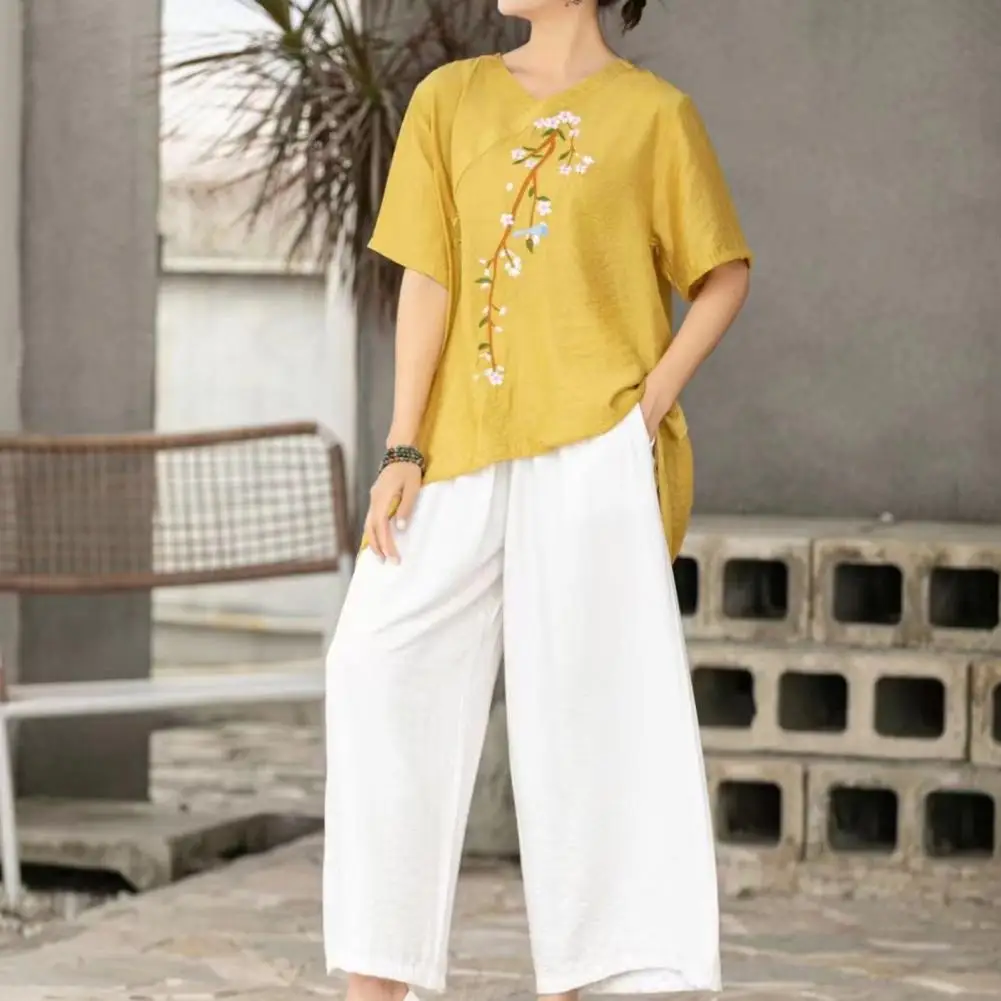 Women Ninth Pants Set Floral Embroidery Women's Top Pants Set with V Neck Wide Leg Ninth Pants Casual Summer Outfit for Spring