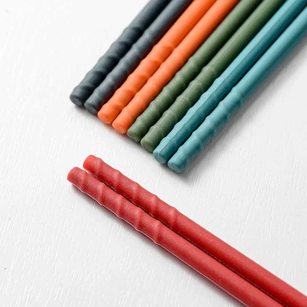 Silicone Non-Slip Chopsticks Set - 5 Pairs | Japanese Style Tableware for Noodles & Sushi | Ideal Gift Dinnerware