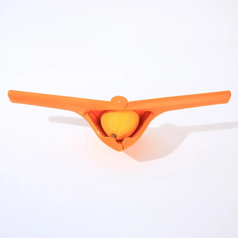Spremiagrumi manuale per limoni e arance in plastica alimentare_voghion.com