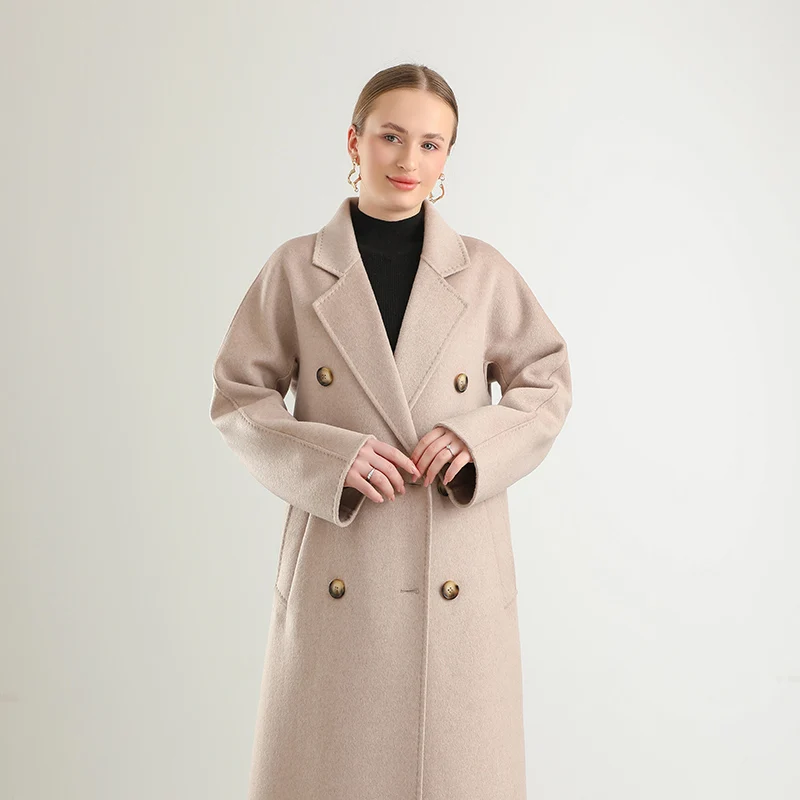 

Simple commuter wool reversible tweed coat