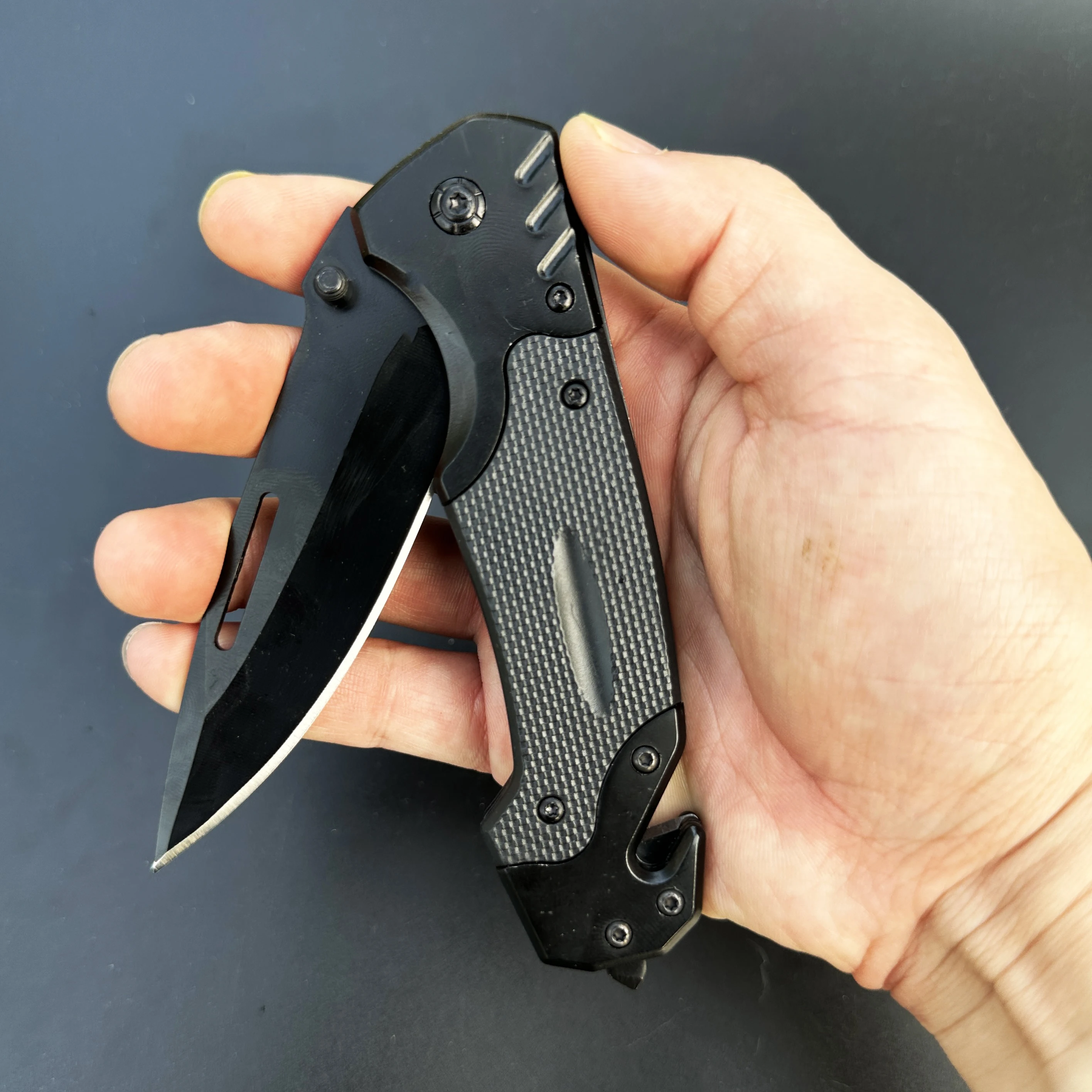 Folding Knife Outdoor Stainless Steel Folding Multifunctional Knife Camping Outdoor Tactical EDC Pocket Knives Hardness Survival Self-defense