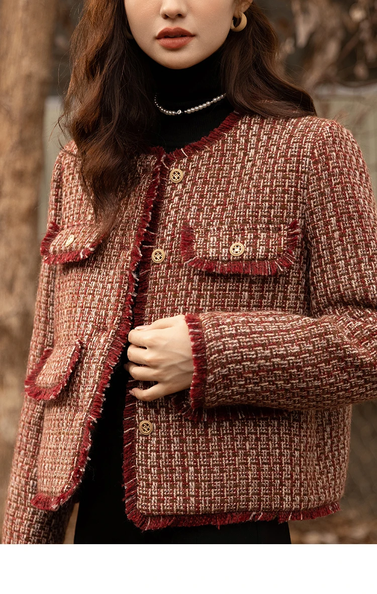 MISHOW Down Wool Coats 2025 Winter Clothes Women Chic Short Plaid Outerwear Temperament Warm Female O Neck Jackets MXB48W0888