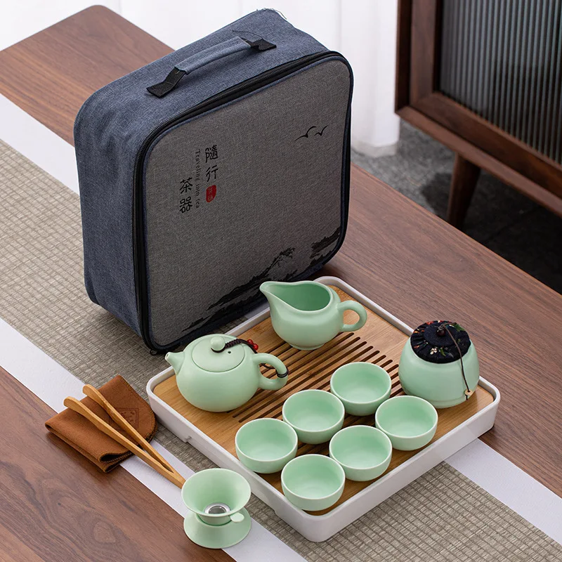 green 15 teapots