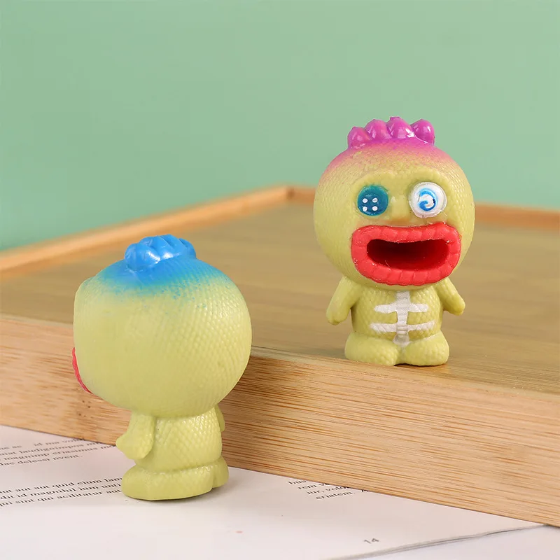 1Pcs Prank Antistress Toys Tongue Baby Tongue Sticking Out Joke Tricky Toys Mischief Decompression Doll For Kids Adult Funny Toy