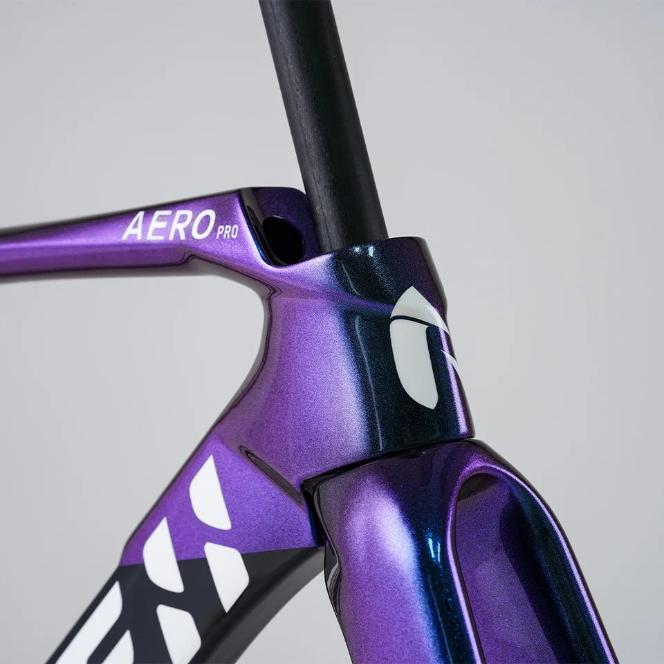 2024 ONIRII Aerodynamic Carbon Bike Frame with Integrated