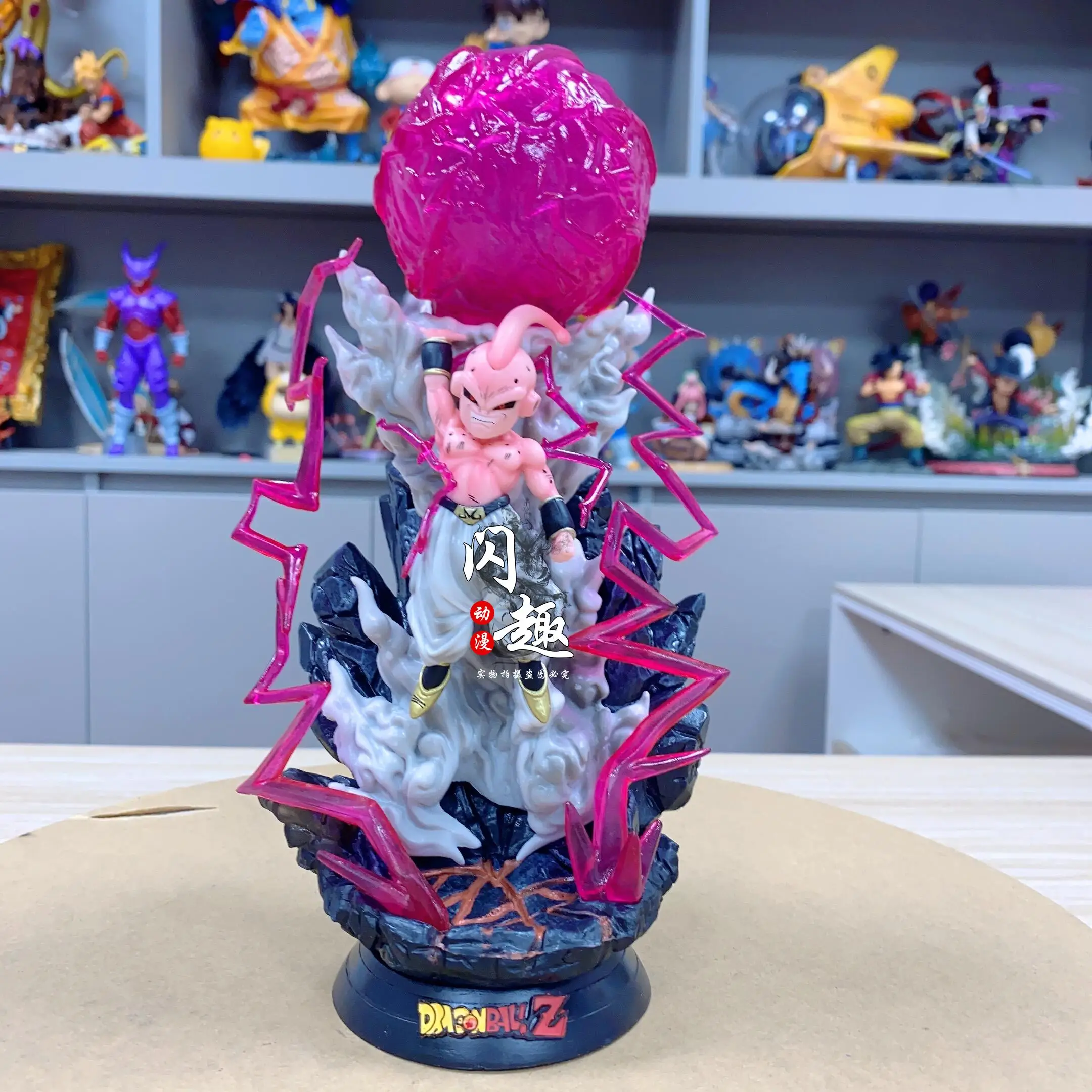 

25cm Dragon Ball RP Demon Man WCF Series Small Buu Super Crush and Kill Bomb GK Animation Model Ornament