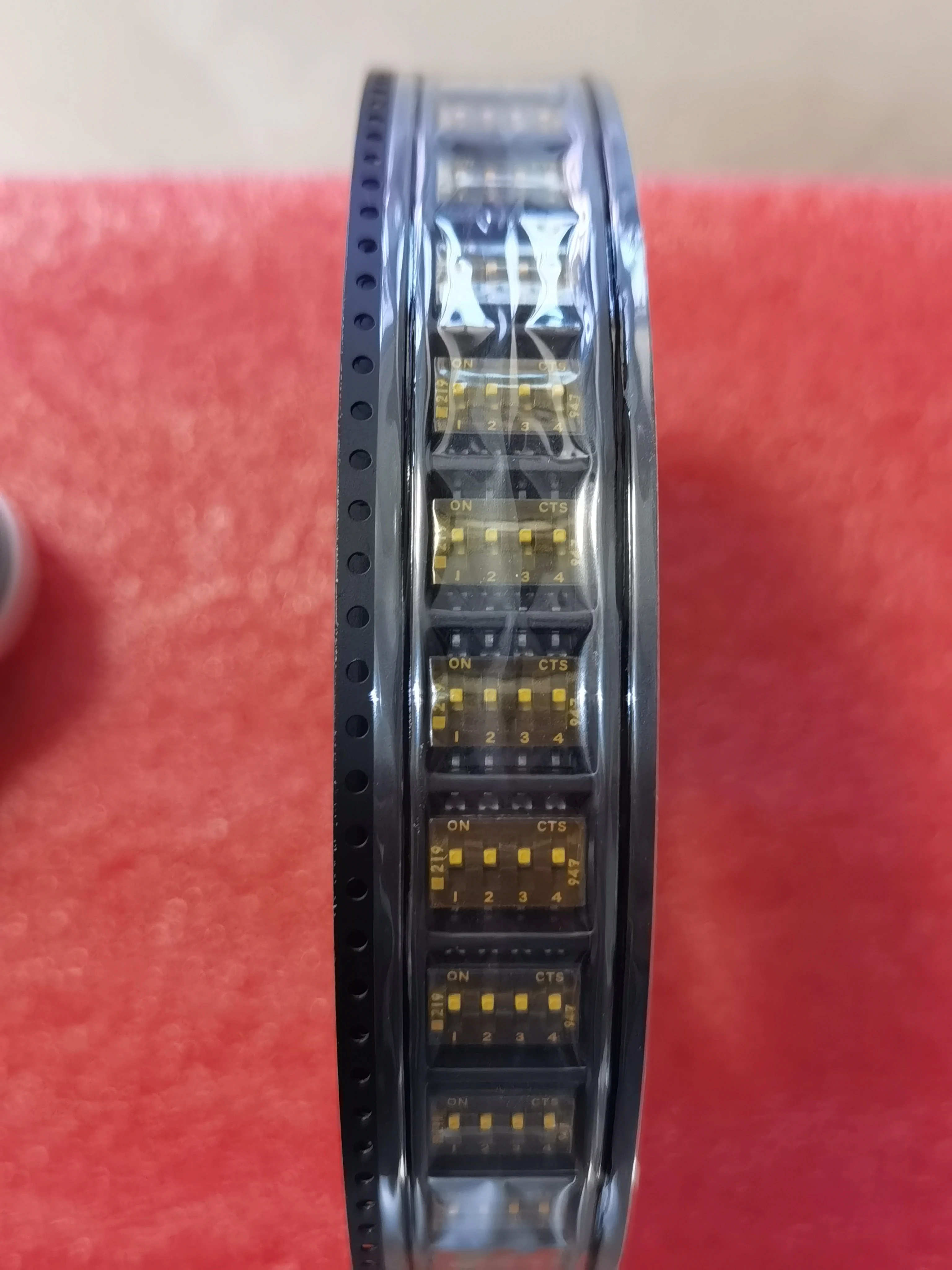

10 pcs/lot of 219-4MSTR , new&original in stock