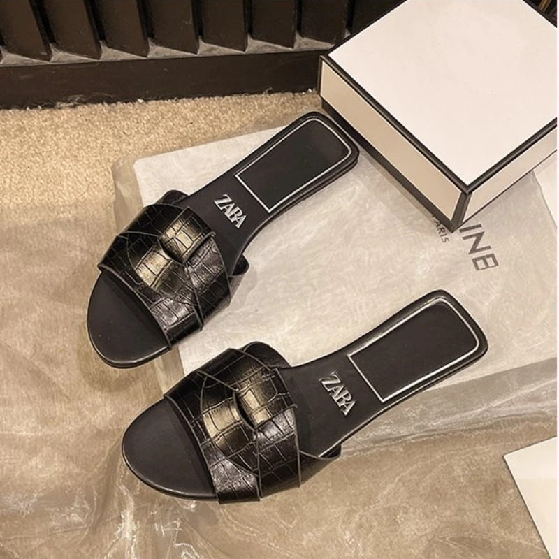 Fashionable Color Design Flat Bottom Women's Slippers 2025 Summer New Style Braided Comfortable Casual Slippers for Women 6