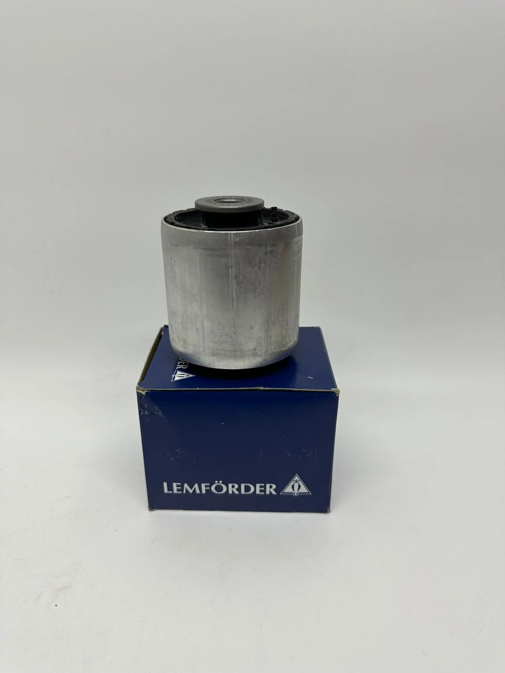 하부 암 부싱, BMW G05, G06, G07, G08, X5, X6, X7, 31106893551,31106893549,31106893550,31106878073,31106878074, 모두 신제품