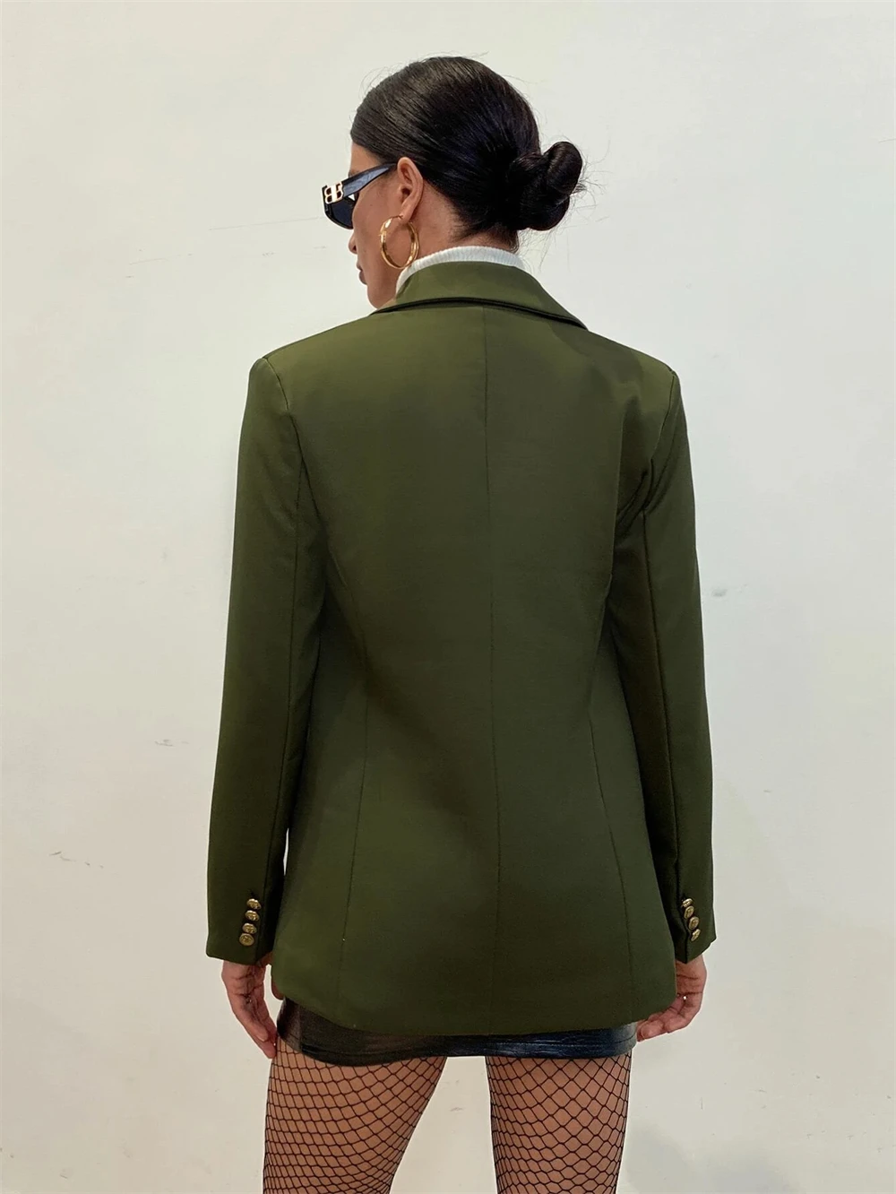 Elegant Women's Dark Green Double-Breasted Blazer: Fashionable Lapel Coat for Dressy Occasions, Proms, and Parties