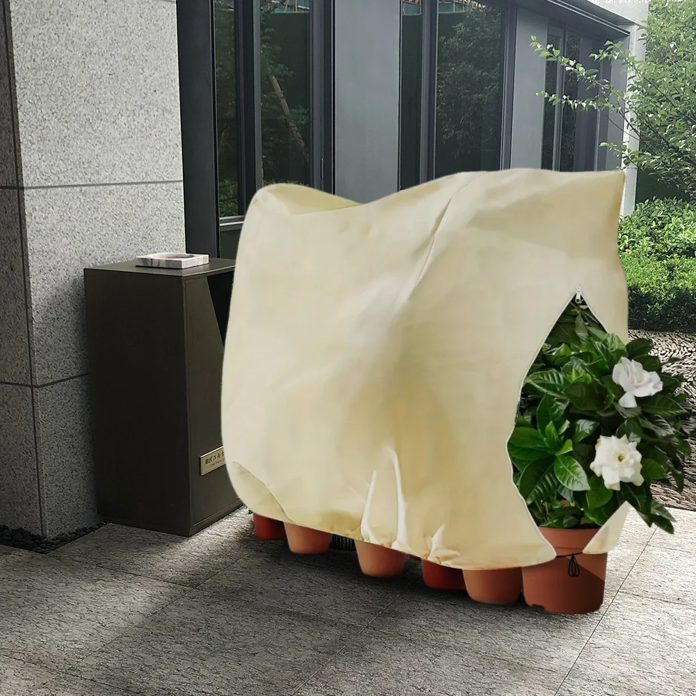 Winter Plant Cover Plant Protector Bag with Drawstring and Zipper Cold Protection Cover Reusable Frost Blankets for Trees Shrubs