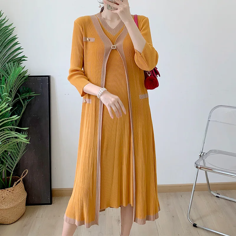 autumn-pleated-two-piece-women's-tank-top-dress-loose-plus-size-cardigan-fit-elegant-women's-commuter-versatile-summer-dress-set