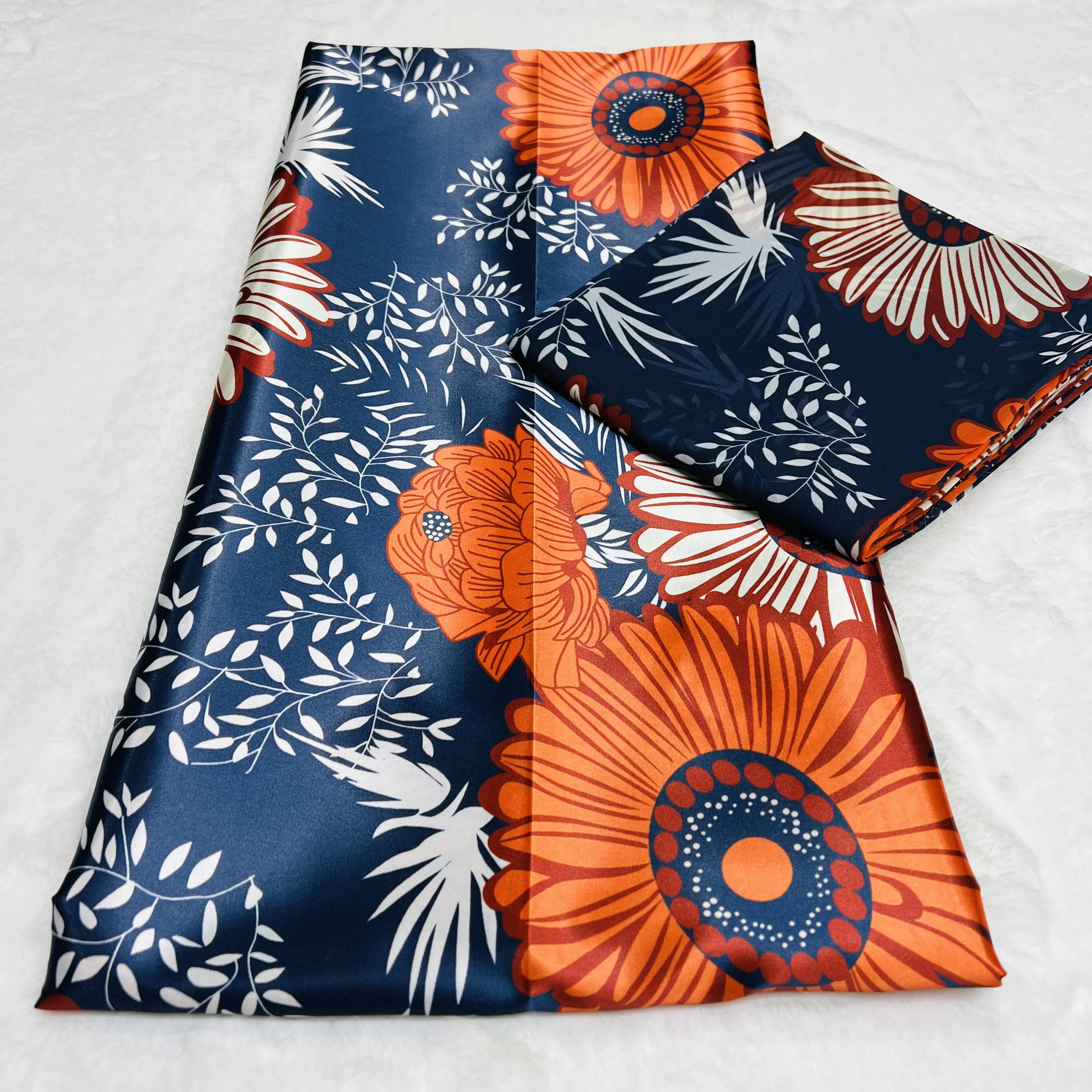 

2023 Latest Design 4yards Soft Colorful African Pattern Satin Silk Fabric with 2yards Creative Digital Organza Fabric TV1126-1