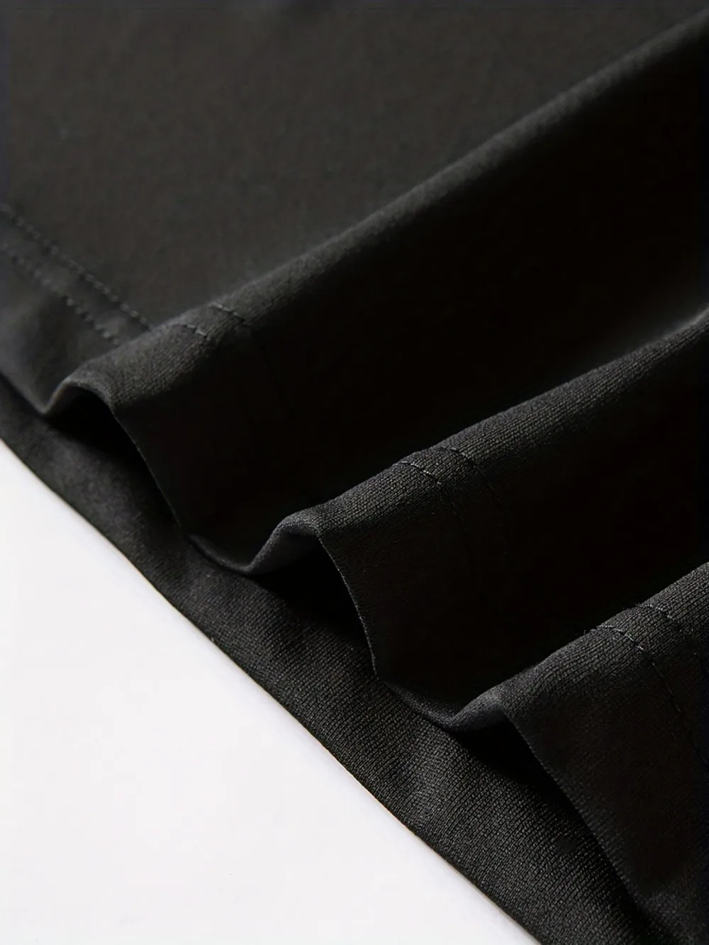 طقم رجالي رياضي