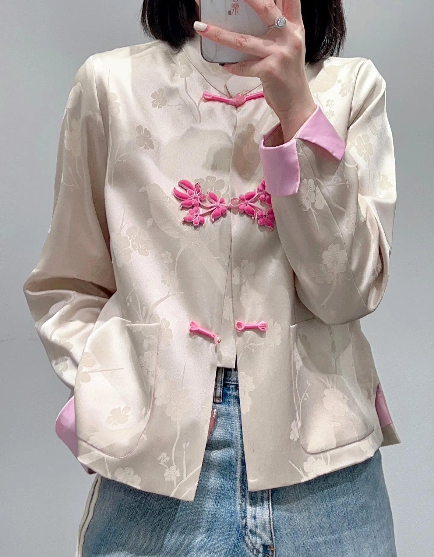 

2023 осень/зима модная новинка Женская одежда ацетатное жаккардовое пальто на пуговицах с цветами 0912