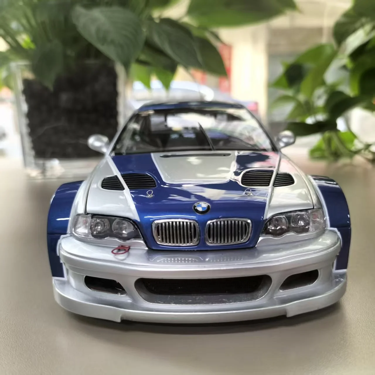 BMW M3 Coupe 1/18 ダイキャスト BMW M3 Coupe 1/18 ダイキャスト