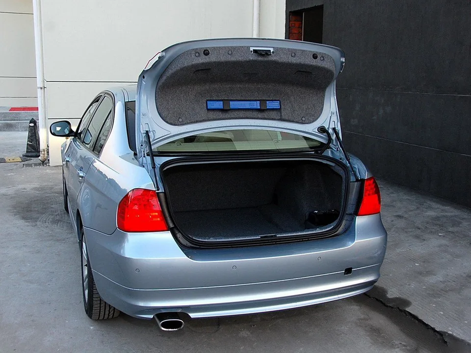2x TRW GASDRUCK STOßDÄMPFER VORDERACHSE passend für BMW 3er E90, TOURING E91