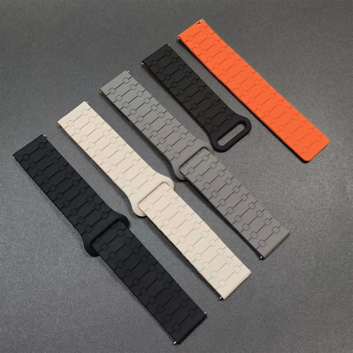 Magnetic Loop Silicone Watch Band 22mm - Versatile Wrist Strap Accessory