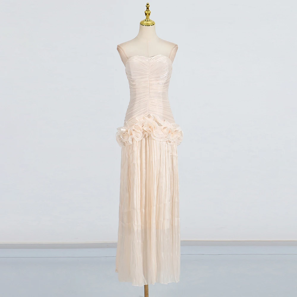 الصلبة تقسم طيات فساتين التخسيس للنساء مائل الرقبة...