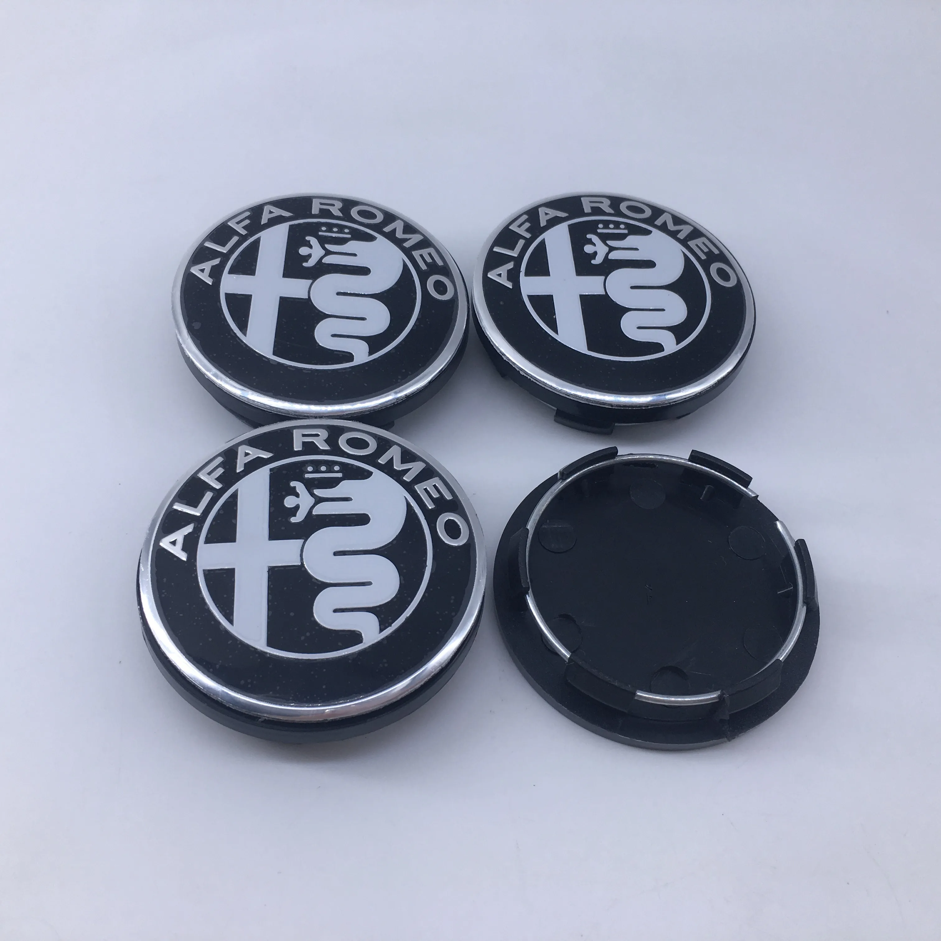 Car Wheel Hub Covers 4pcs 50MM Car Wheel Hub Logo Modification Wheel Hub Cover Decoration For Alfa Romeo Giulietta GT 159 147 156 Mito Brera Giulia F1