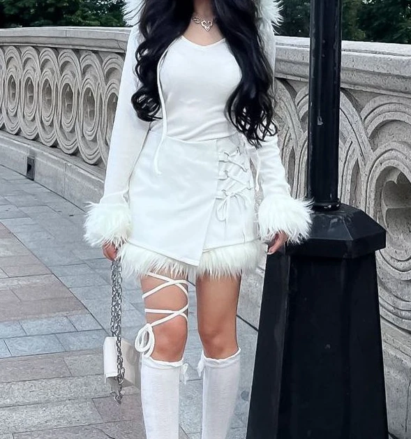 

Осенне-зимнее Новое рождественское стильное снежно-белое милое плюшевое строченное однотонное модное повседневное приталенное сексуальное платье со шнуровкой для девушек