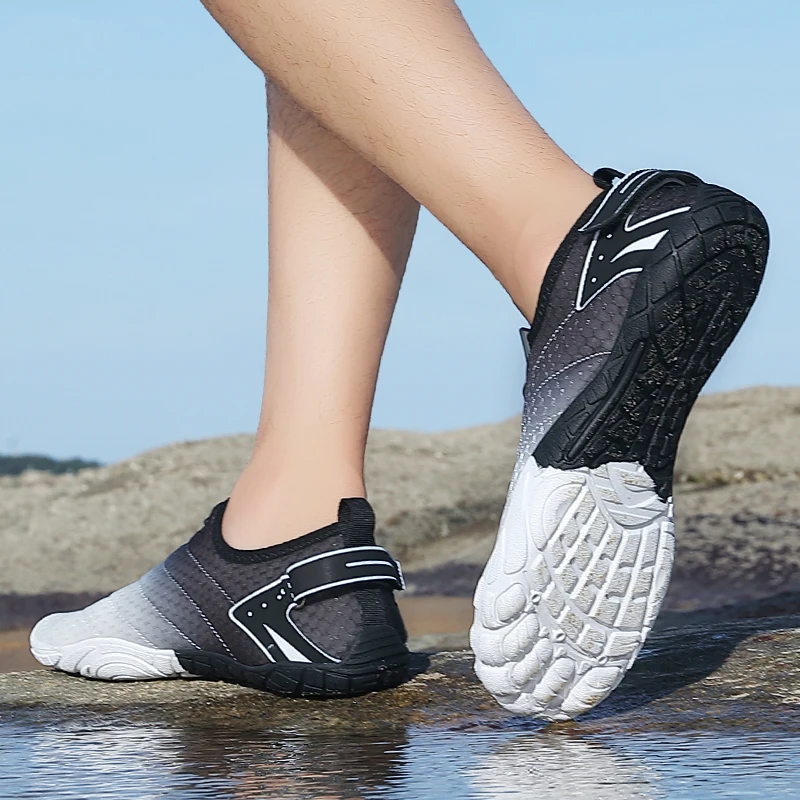 Wear-resistant wading swimming shoes 35-47 size outdoor water sports shoes indoor fitness shoes