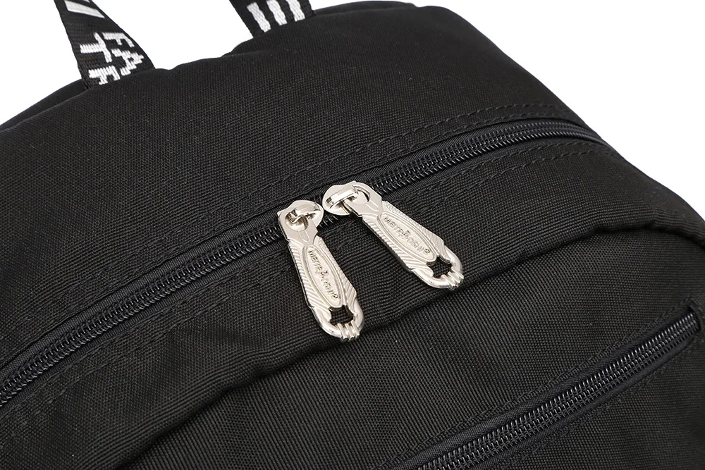 ��� ���� Chucky ���� ���� ���� USB ���� ��Ʈ�� ���� ���� �ʴ� �л� Ű�� �賶, ĳ�־� Mochila