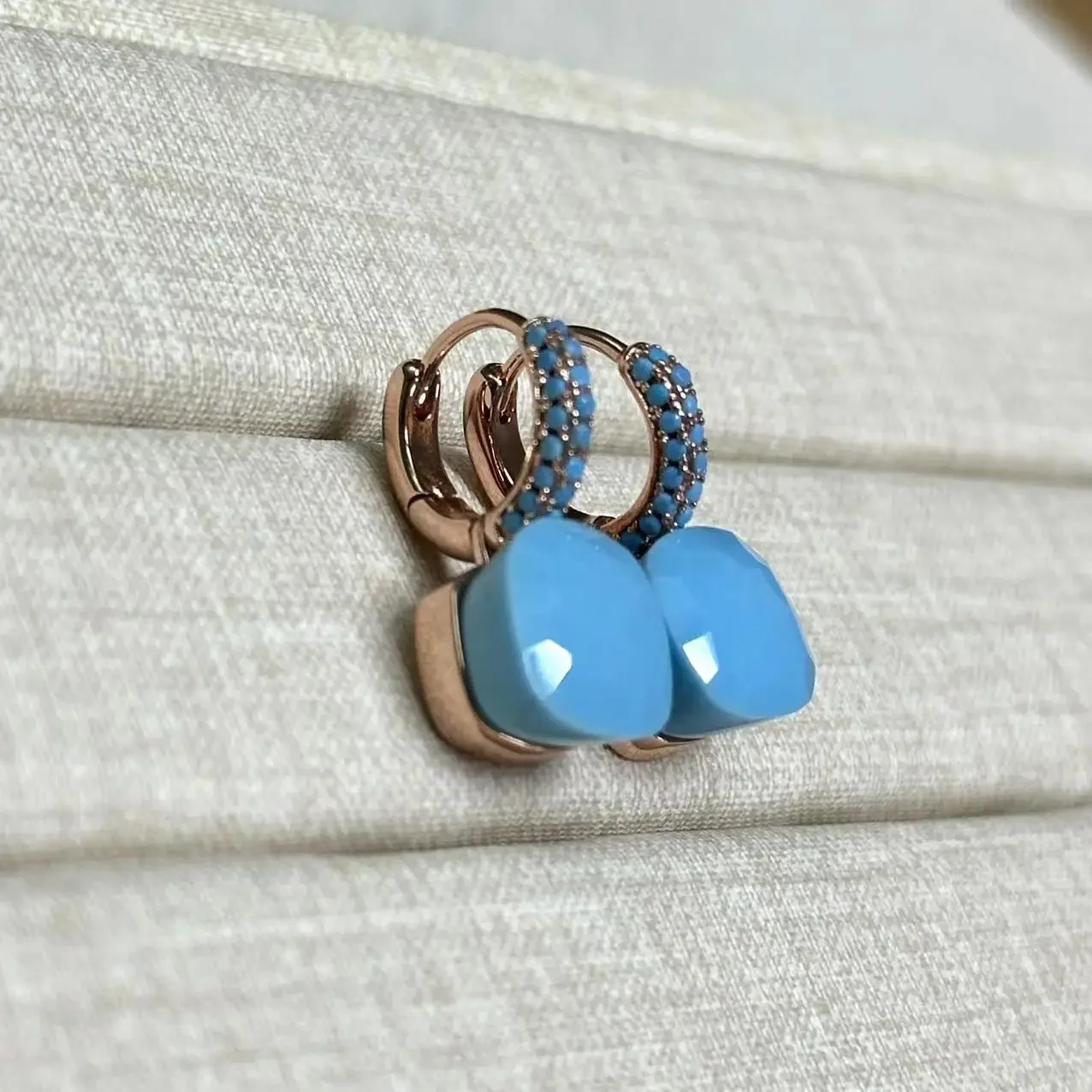 Sf9ec8a337fe24d8a8ea7f100c7ec7e7bB