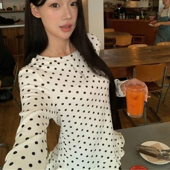 New Ruffle Trim Long Sleeve T-Shirt White Polka Dot Round Neck Slim Base Layer Shirt Autumn Thin Casual Sweet Interior Top Ins 1