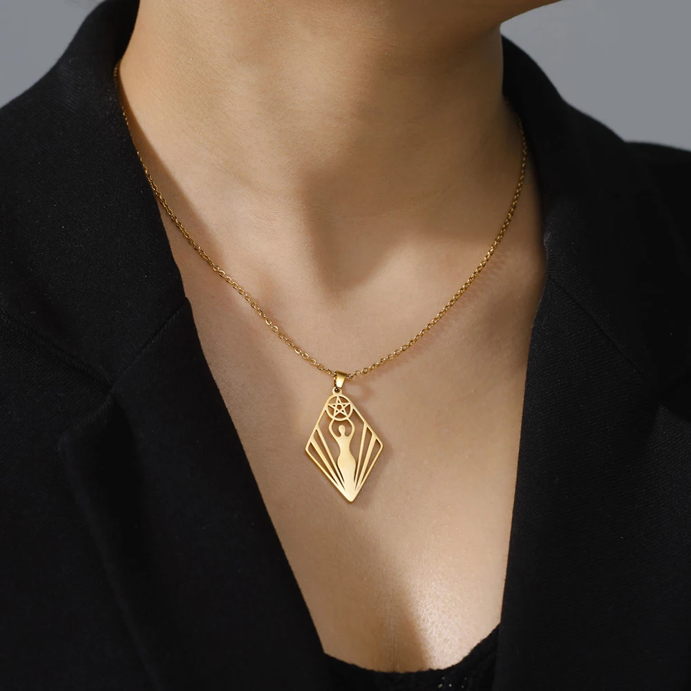 Religieuze Spiraal Godin van Vruchtbaarheid Ketting Spirituele Symbool  Wicca Hanger Roestvrij staal Vrouwen Sieraden Vrouwen RVS ketting cadeau  voor vrouwen - AliExpress, image size:1000x1000
