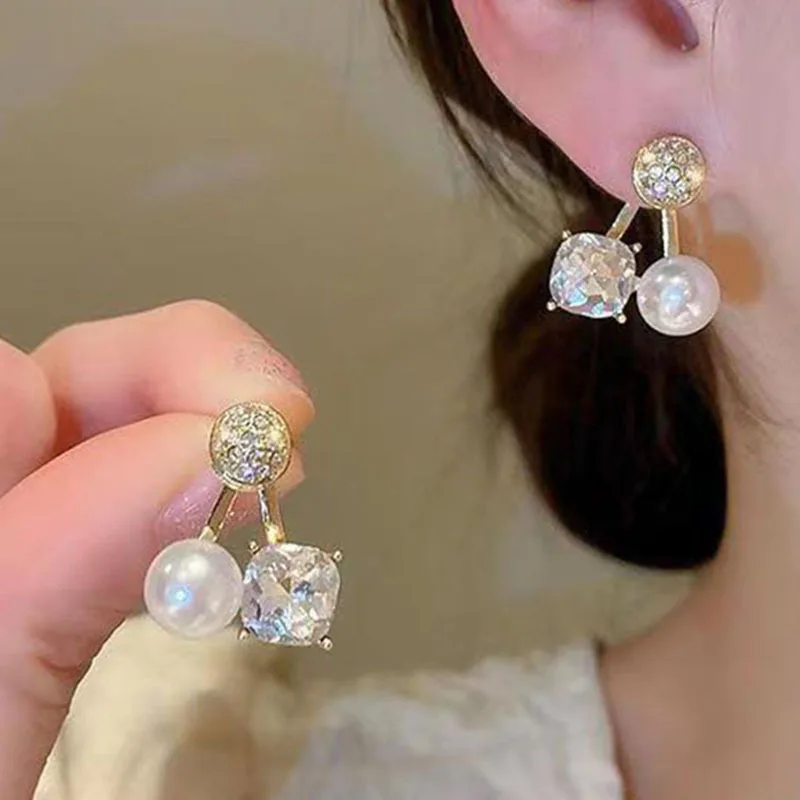 

New Fashion Trend Unique Design Elegant Exquisite Light Luxury Square Zirconia Pearl Earrings Women Jewelry Party Premium Gift