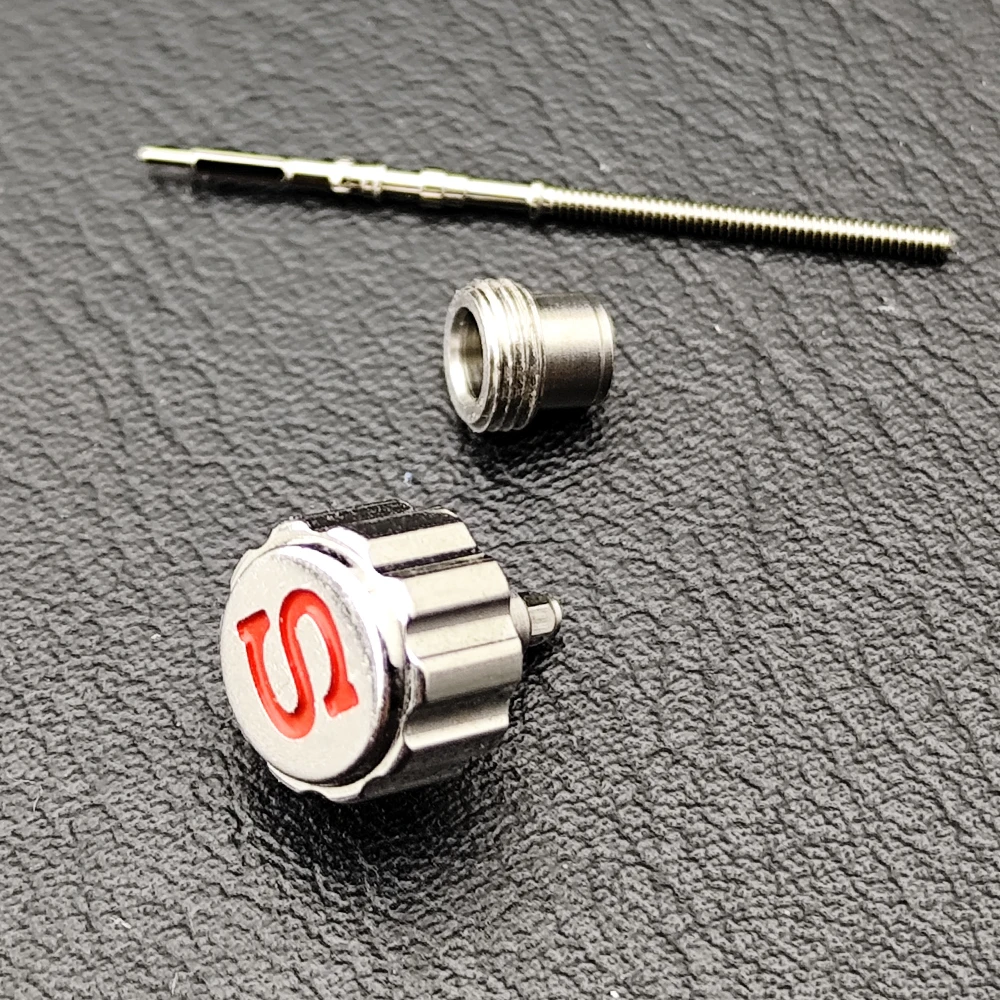 Black Silver Screw-In Crown with Atem Engraved 'S' Design