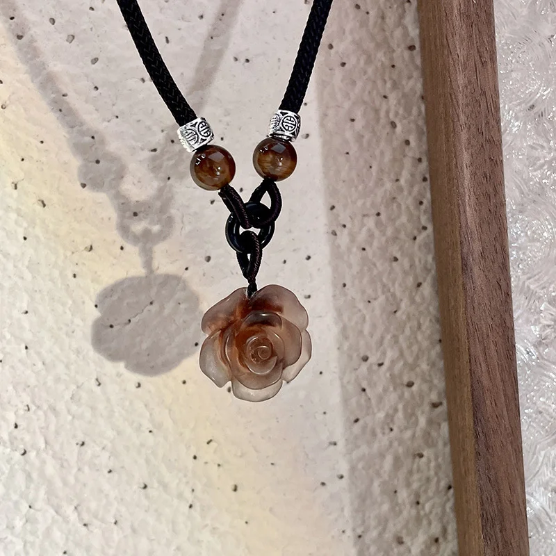 Halskette mit Schmetterlingen im nationalen Stil, Perlenkette, weibliches Temperament, dünnes Seil, Schlüsselbeinkette, verstellbarer Kettenschmuck_voghion.com