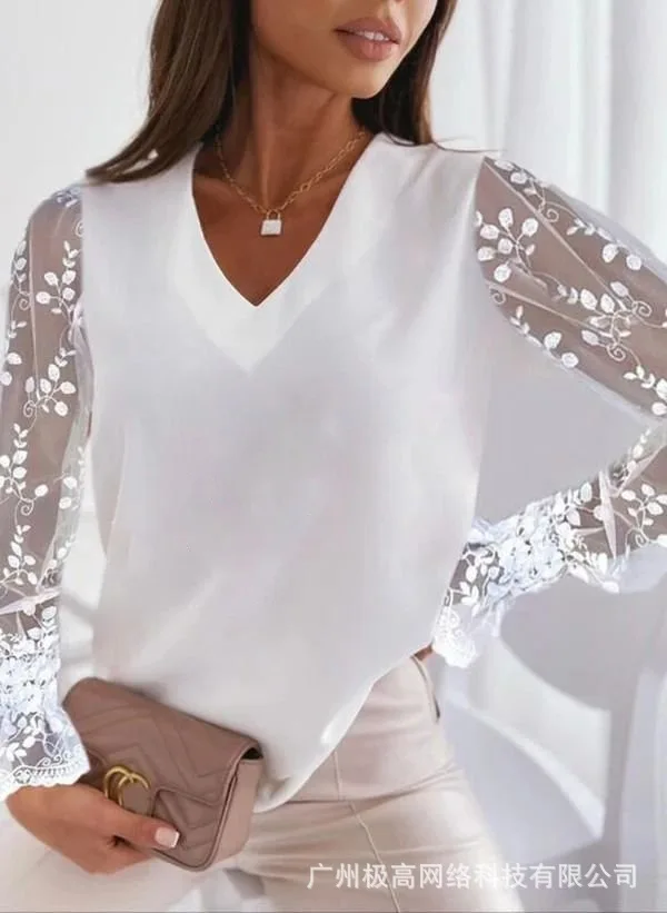 

2023 New Fashion Women's Shirt Tops, Temperament and Elegance Printing V-neck Lace Sleeve Hundred Splicing Women's T-shirt