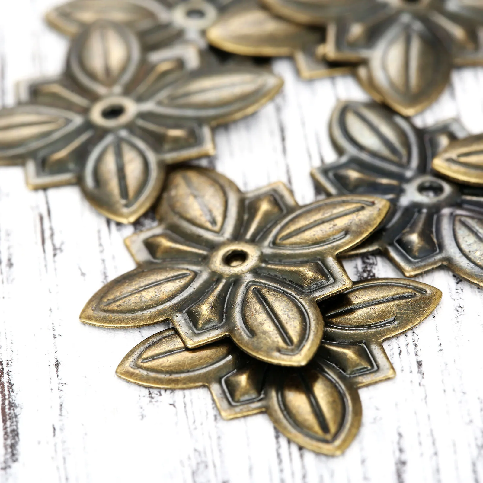 Vintage Upholstery Nails 30*27mm Antique bronze Jewelry Gift Box Door Sofa Decorative Tack Stud Pushpin Doornail 50pcs