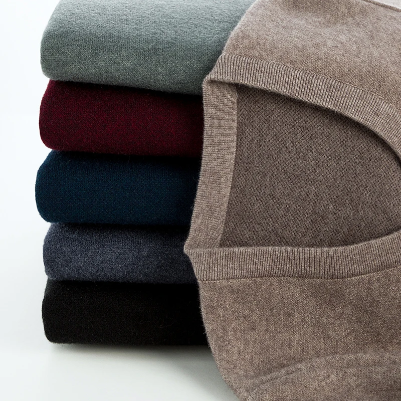 

2023 Autumn Men's Sweater Fashion Solid Color Warm Sweater Business Casual Heart Neckline Sweater